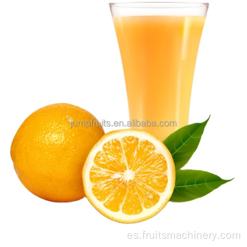 Embalaje de jugo de naranja en la máquina de sellado de llenado de botellas